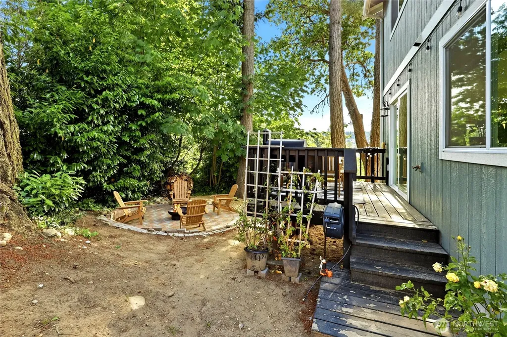 3631 W F Street Bremerton WA 98312