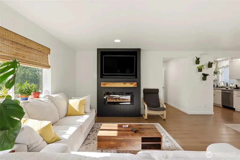 3631 W F Street Bremerton WA 98312