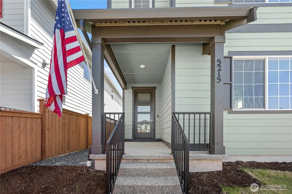 5215 87th Avenue NE Marysville WA 98270