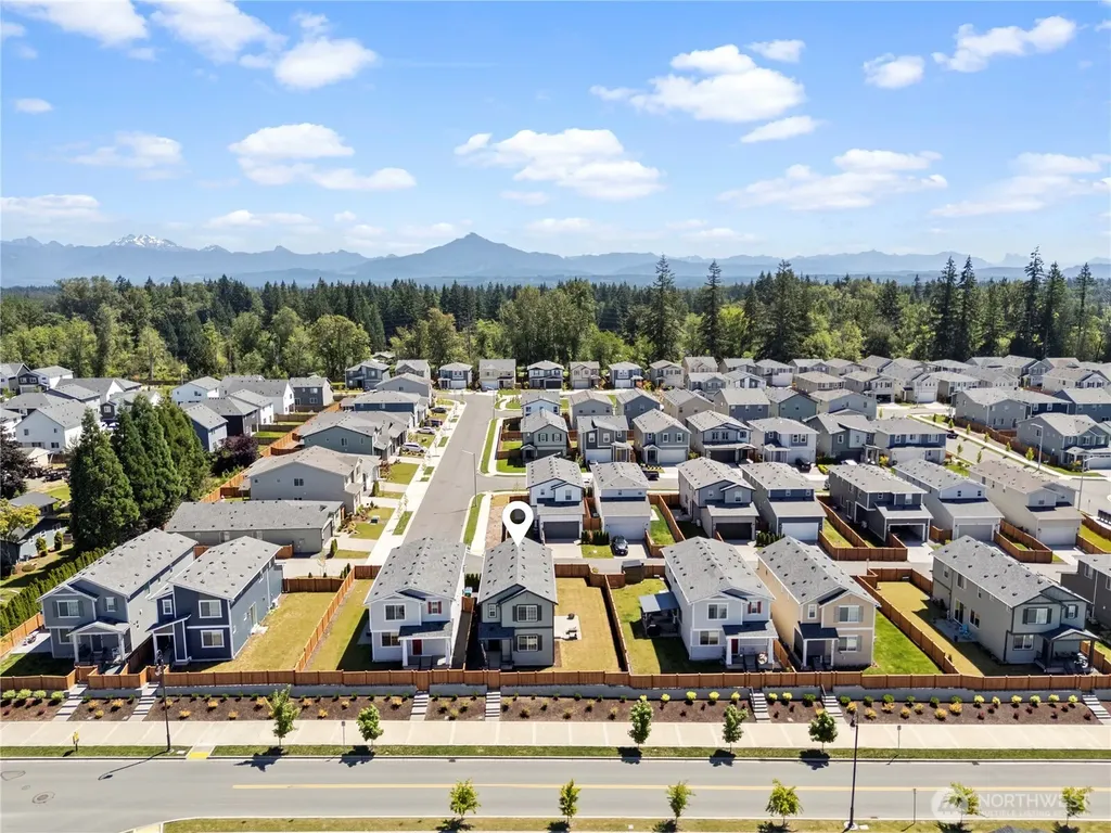 5215 87th Avenue NE Marysville WA 98270