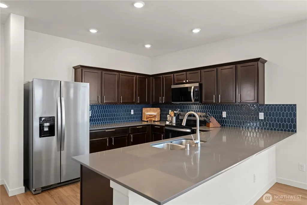 5215 87th Avenue NE Marysville WA 98270