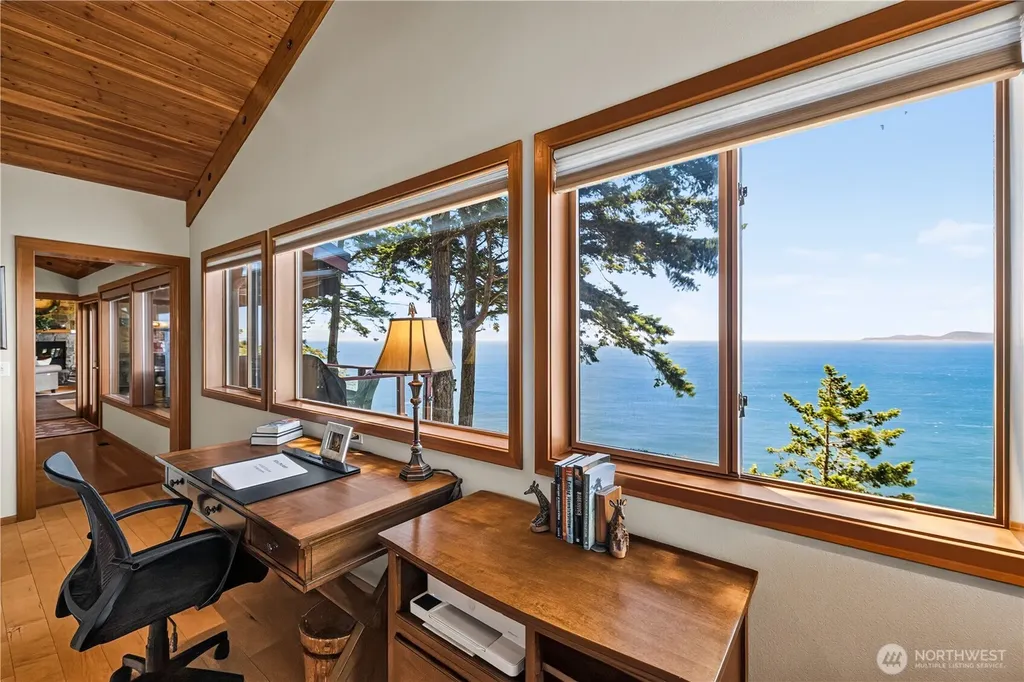 14122 Ervine Road Anacortes WA 98221