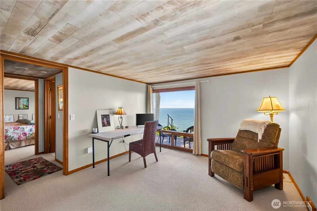 14122 Ervine Road Anacortes WA 98221