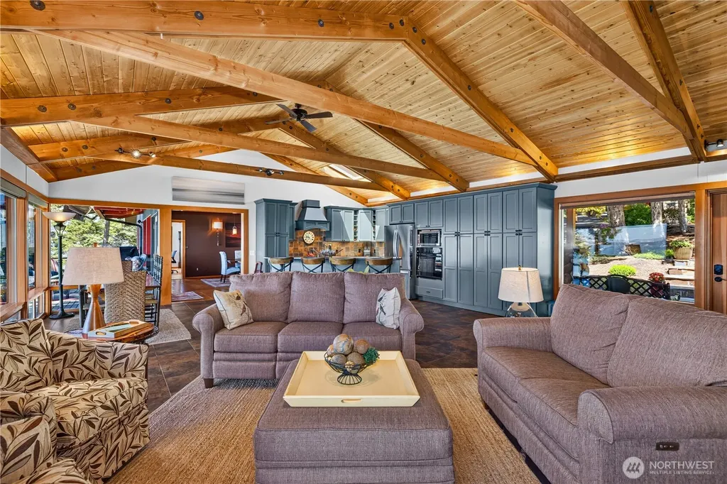 14122 Ervine Road Anacortes WA 98221