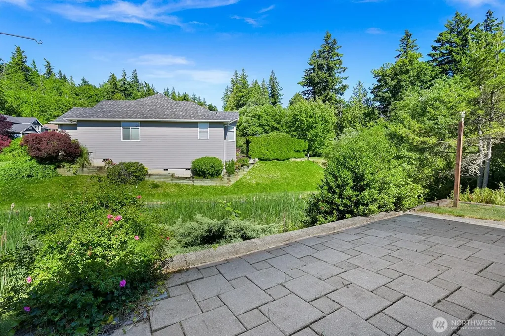 4020 Padden Hills Court Bellingham WA 98229