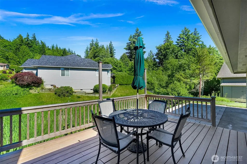 4020 Padden Hills Court Bellingham WA 98229
