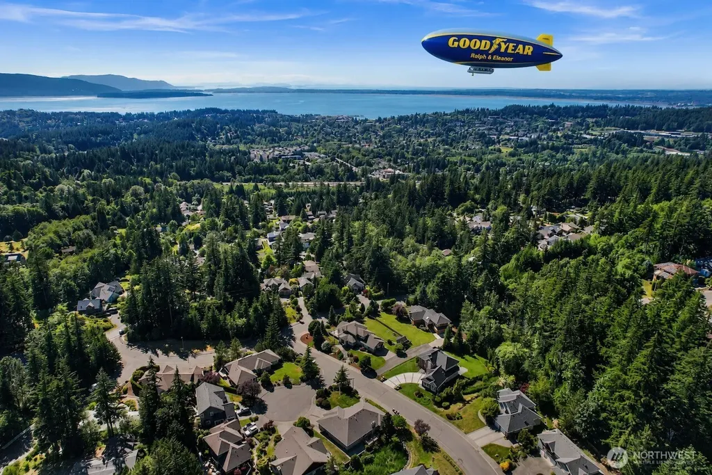 4020 Padden Hills Court Bellingham WA 98229