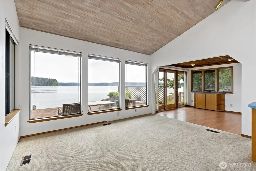 13327 Agate Beach Road Anderson Island WA 98303