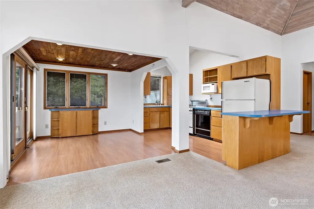 13327 Agate Beach Road Anderson Island WA 98303