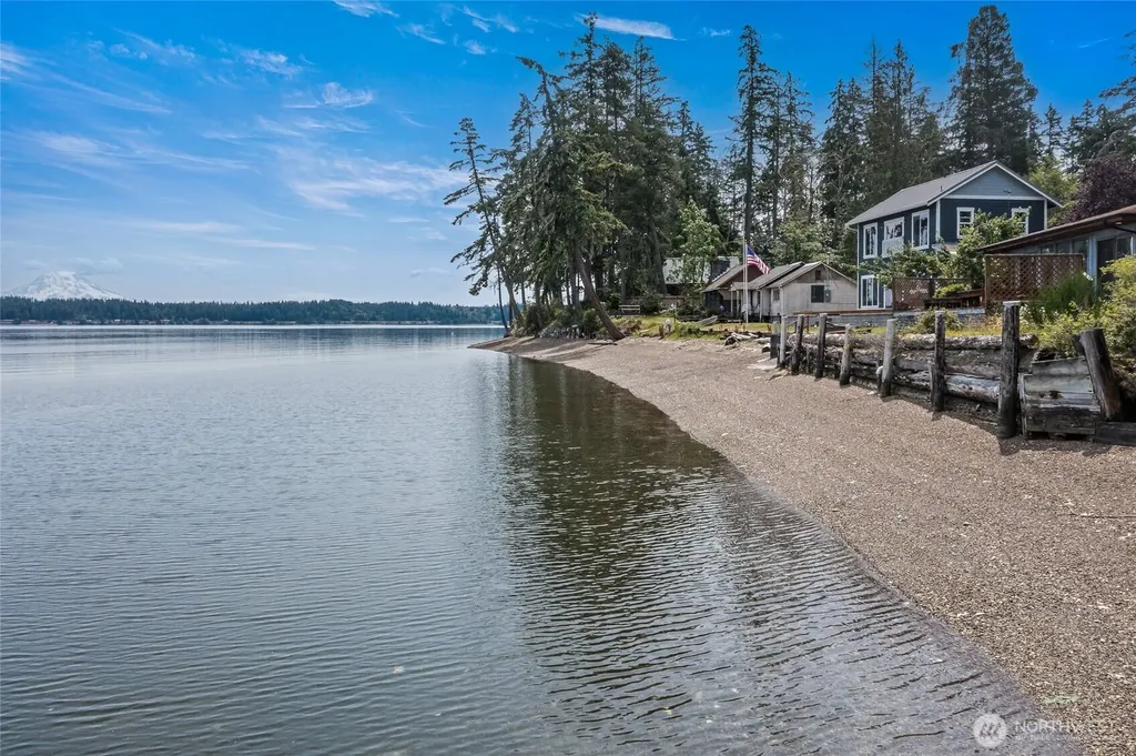 13327 Agate Beach Road Anderson Island WA 98303