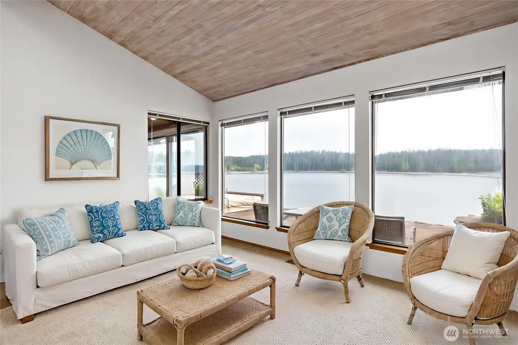 13327 Agate Beach Road Anderson Island WA 98303