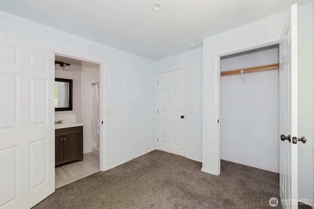 1470 Starlet Lane Port Orchard WA 98366