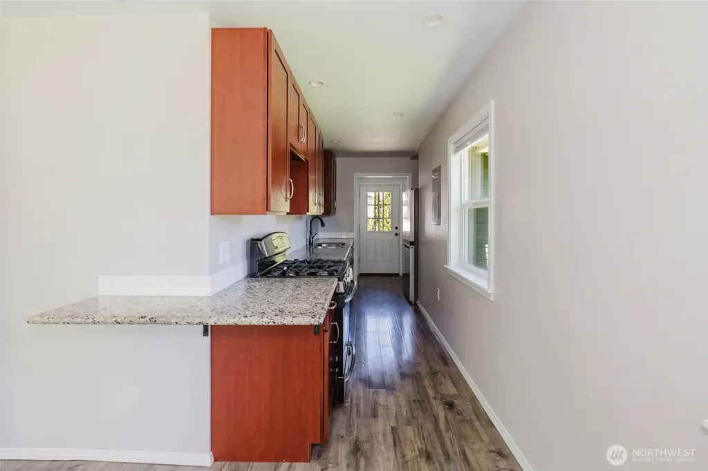1470 Starlet Lane Port Orchard WA 98366
