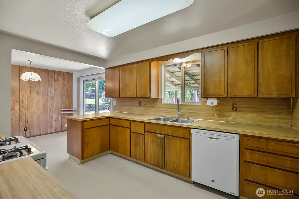 10520 20th Street SE Lake Stevens WA 98258