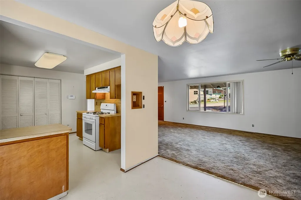 10520 20th Street SE Lake Stevens WA 98258