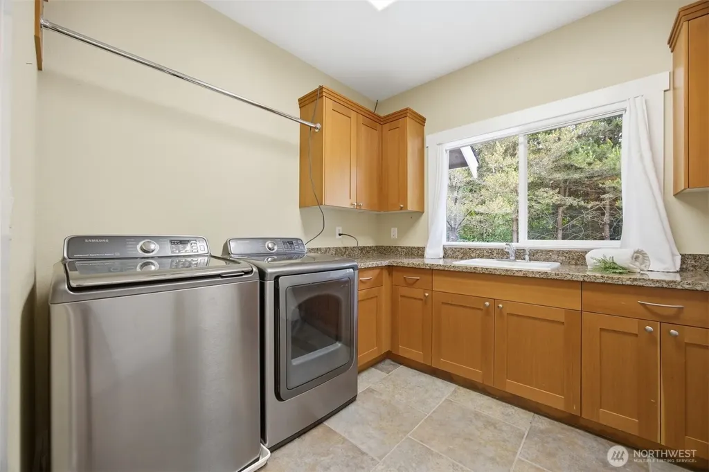 9580 Freedom Place Blaine WA 98230