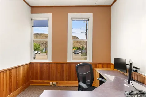 102 S Glover Street Twisp WA 98856