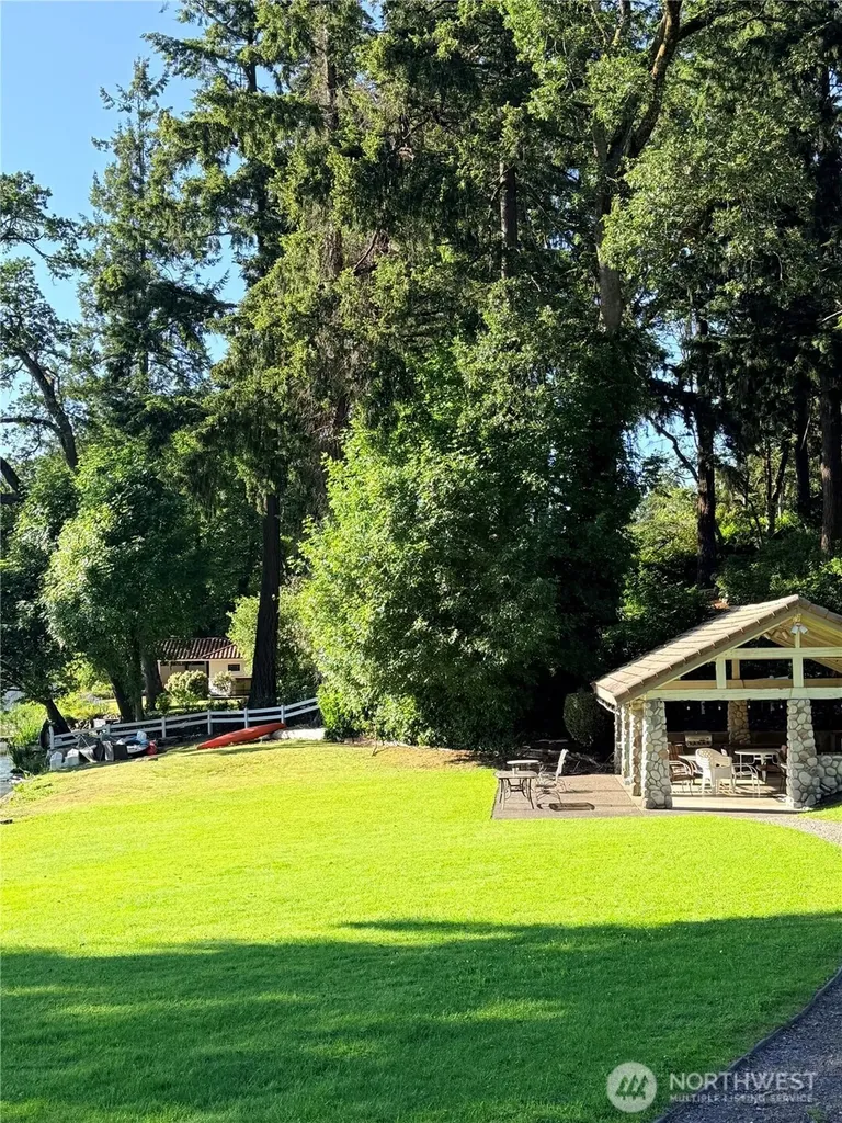 7201 Holly Hedge Lane SW Lakewood WA 98499