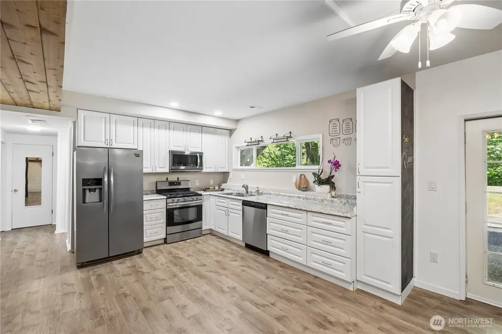 13227 Lake Kathleen Road SE Renton WA 98059