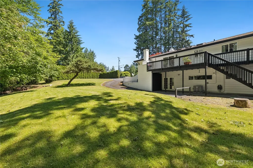 13227 Lake Kathleen Road SE Renton WA 98059