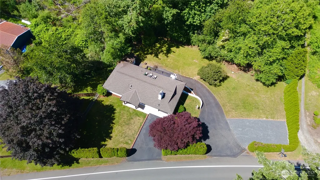 13227 Lake Kathleen Road SE Renton WA 98059