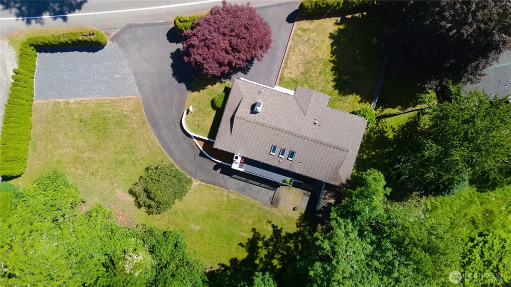 13227 Lake Kathleen Road SE Renton WA 98059