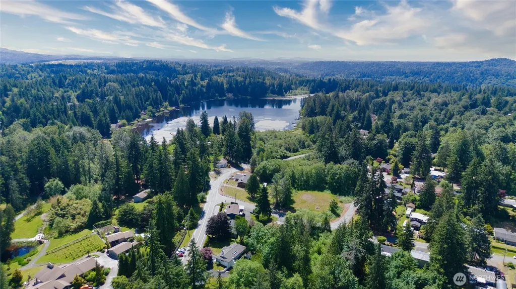 13227 Lake Kathleen Road SE Renton WA 98059