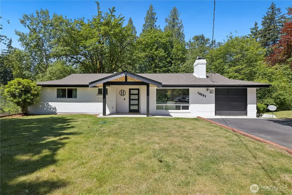 13227 Lake Kathleen Road SE Renton WA 98059