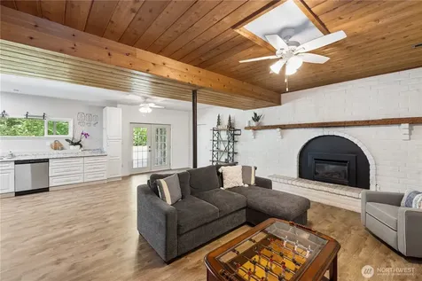 13227 Lake Kathleen Road SE Renton WA 98059