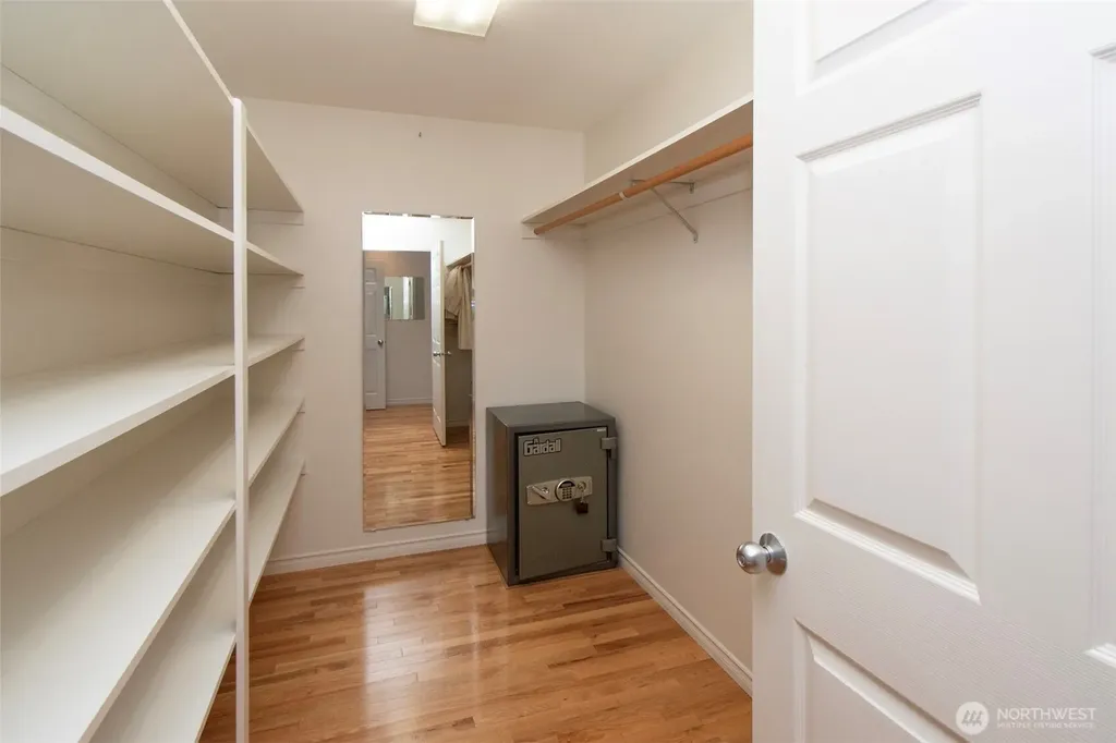 2015 W 7th Street Port Angeles WA 98363