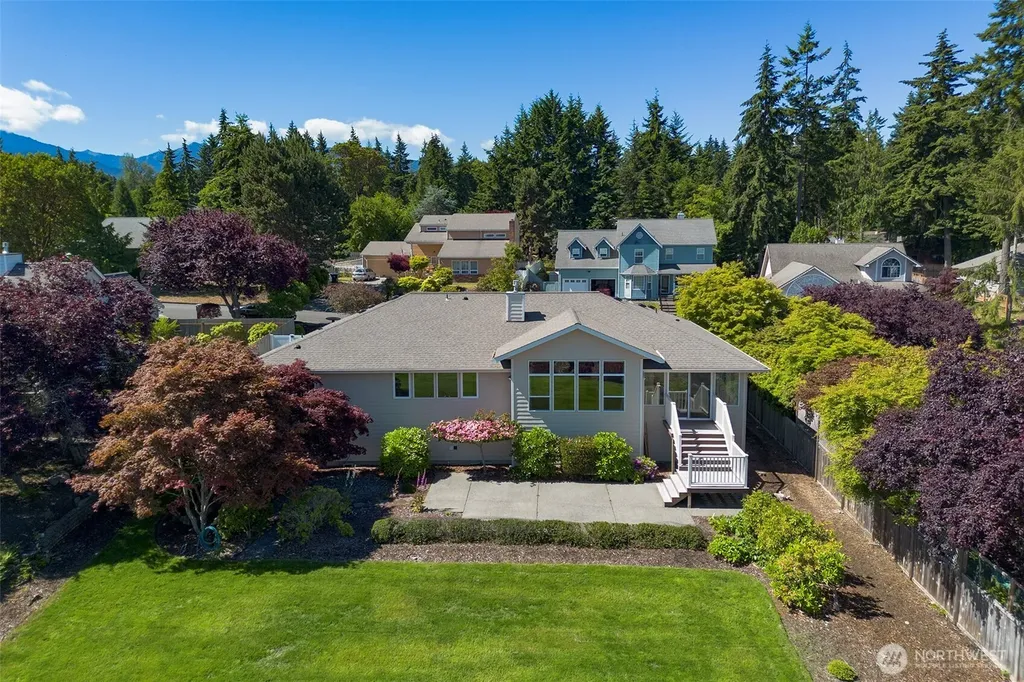 2015 W 7th Street Port Angeles WA 98363