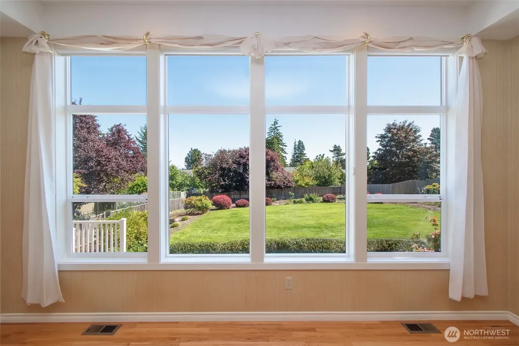 2015 W 7th Street Port Angeles WA 98363