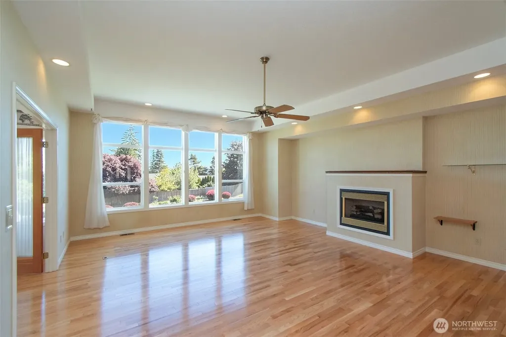 2015 W 7th Street Port Angeles WA 98363