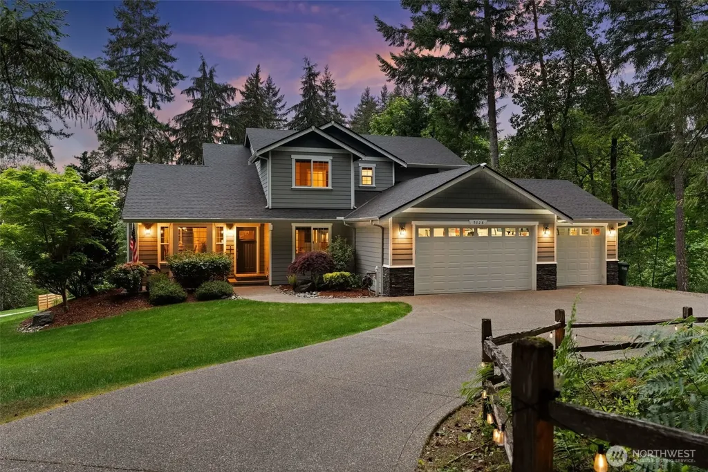 9328 74th Avenue NW Gig Harbor WA 98332
