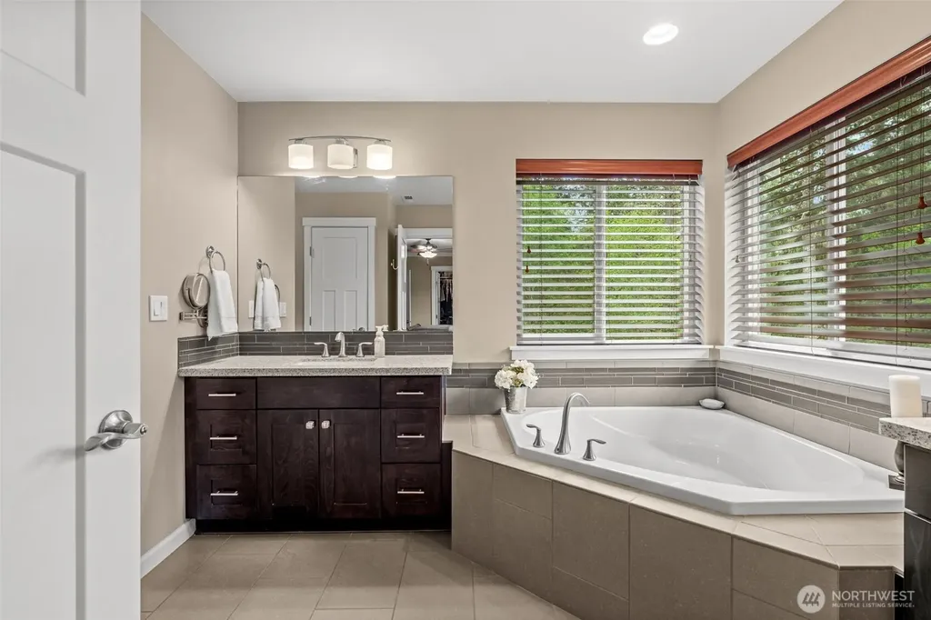 9328 74th Avenue NW Gig Harbor WA 98332