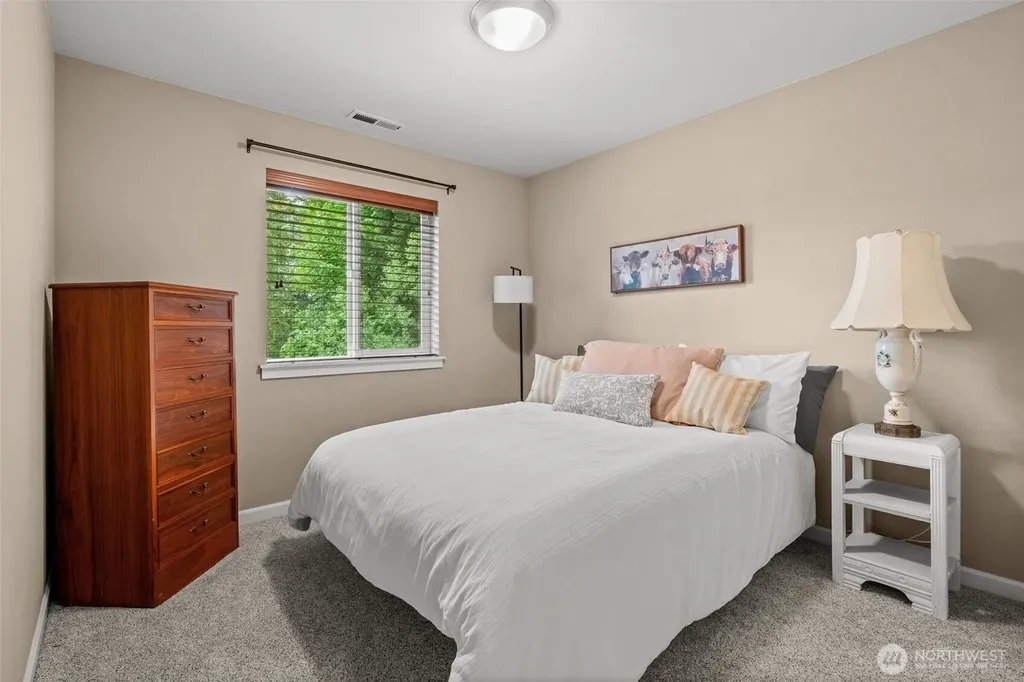 9328 74th Avenue NW Gig Harbor WA 98332