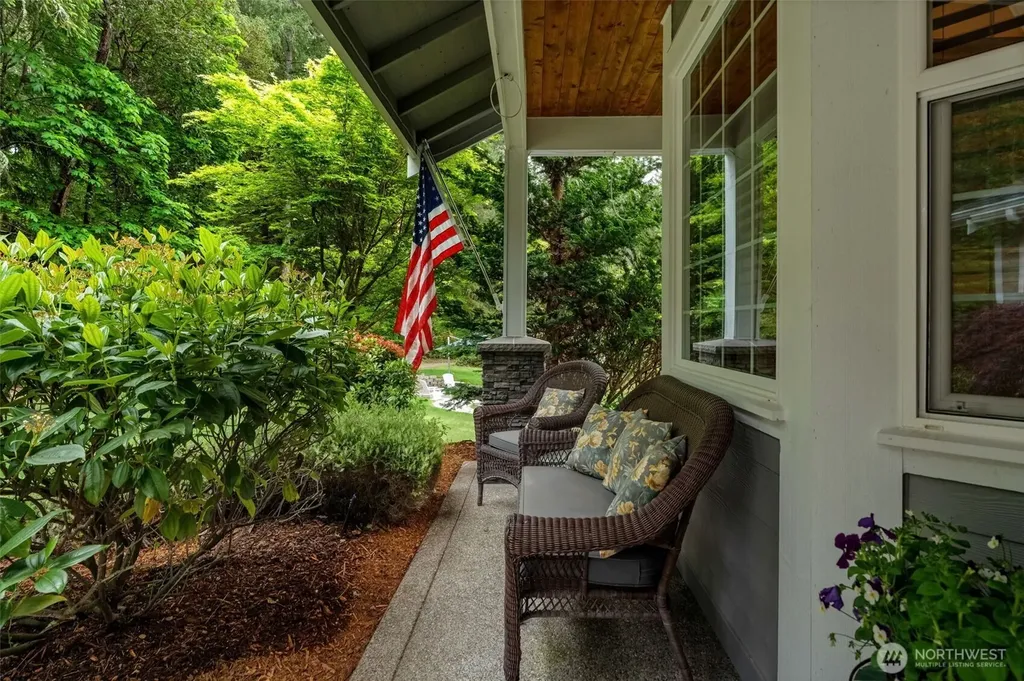 9328 74th Avenue NW Gig Harbor WA 98332