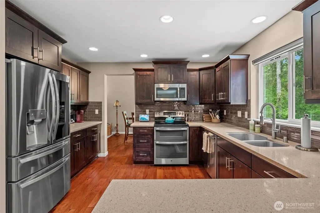 9328 74th Avenue NW Gig Harbor WA 98332