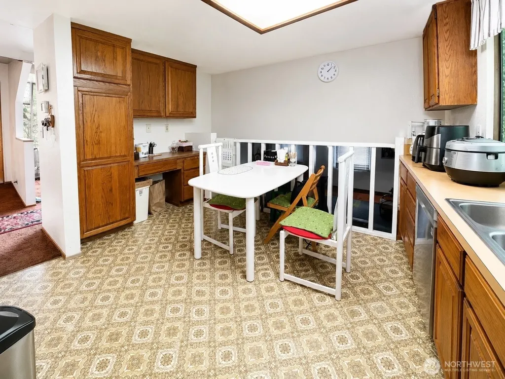 22121 4th Avenue SE Bothell WA 98021