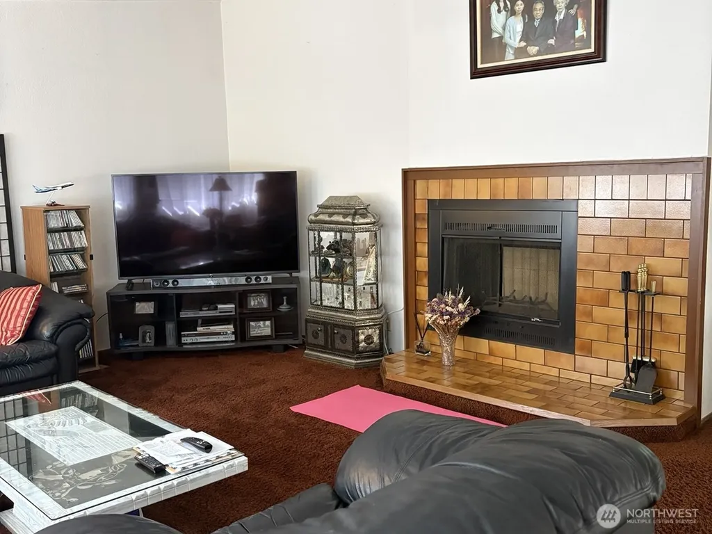 22121 4th Avenue SE Bothell WA 98021