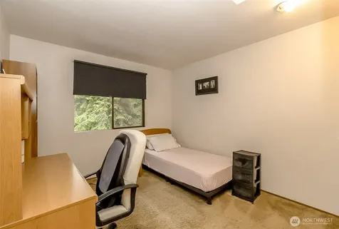 22121 4th Avenue SE Bothell WA 98021