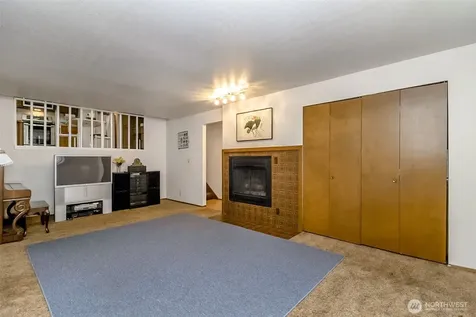 22121 4th Avenue SE Bothell WA 98021