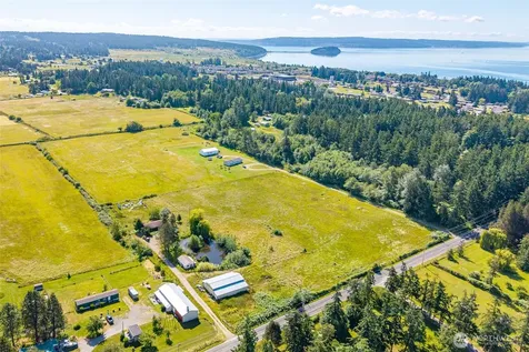 2842 Hunt Road Oak Harbor WA 98277