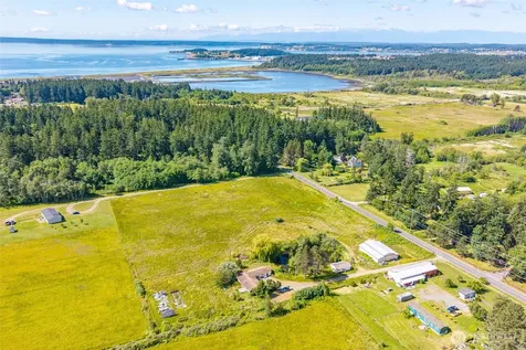 2842 Hunt Road Oak Harbor WA 98277