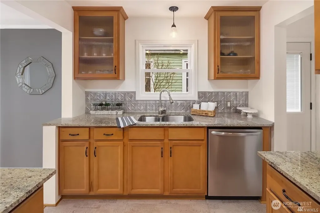 655 NW 51st Street Seattle WA 98107