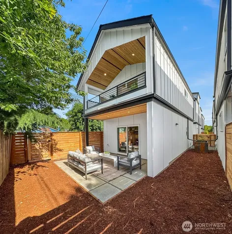 9010 5th Avenue S Seattle WA 98108