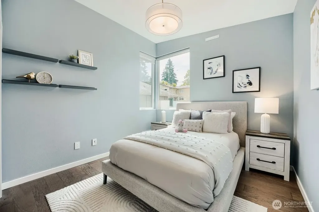 6533 34th Avenue SW Seattle WA 98126