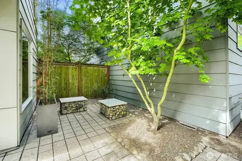 6533 34th Avenue SW Seattle WA 98126