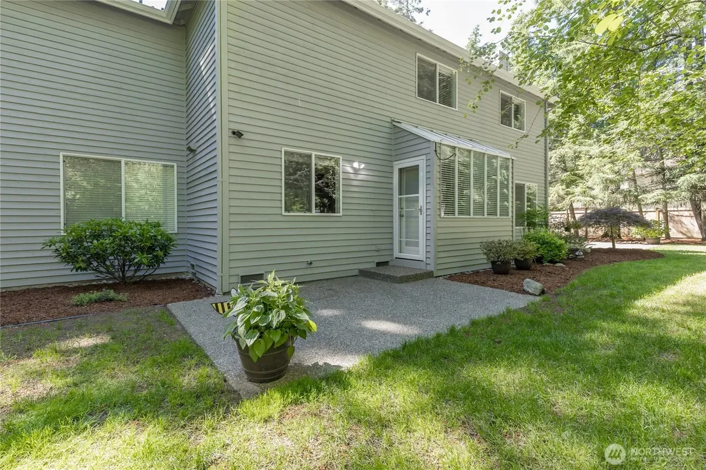 29938 200th Court SE Kent WA 98042
