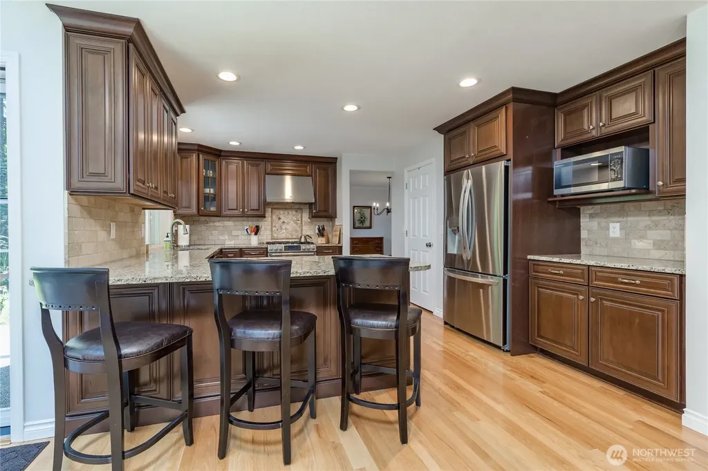 29938 200th Court SE Kent WA 98042